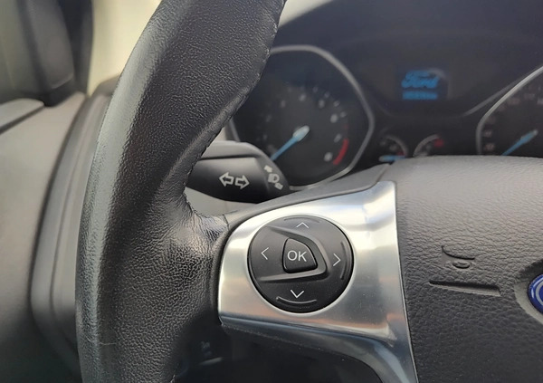 Ford Focus cena 23900 przebieg: 185000, rok produkcji 2014 z Szczecin małe 254